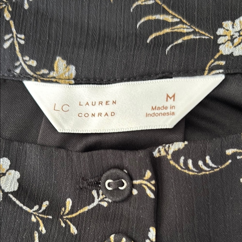 LC Lauren Conrad Black and White Relaxed Long Sleeve Blouse - Picture 10 of 10